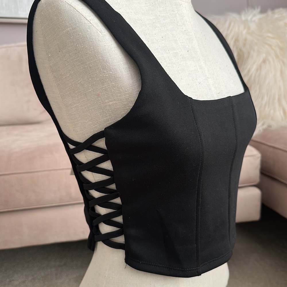 Black Cropped Tank Top